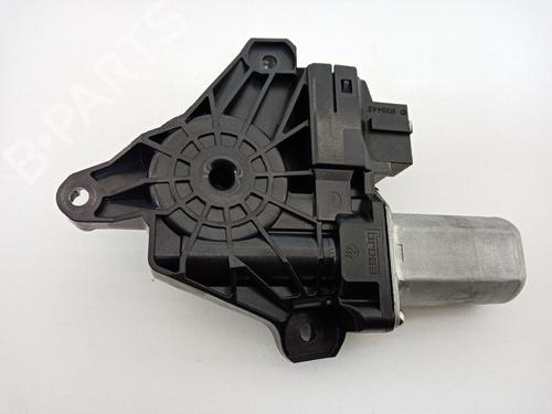 Used Right rear window motor Right rear window motor MERCEDES-BENZ B-CLASS Sports Tourer (W246, W242) B 180 CDI / d (246.212) (109 hp) 21540878 21540878