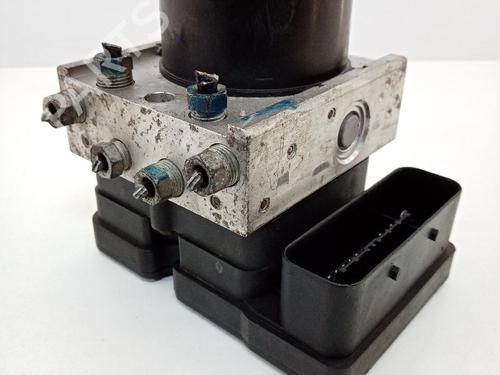 Used ABS pump ABS pump FORD FOCUS II (DA_, HCP, DP) 1.6 TDCi (90 hp) 21780809 21780809