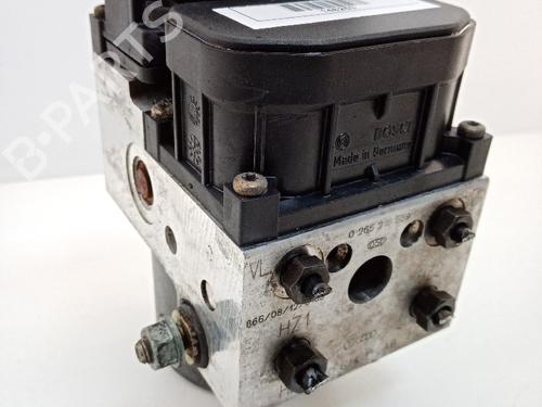 Used ABS pump ABS pump AUDI A4 B5 (8D2) 1.9 TDI (110 hp) 21821064 21821064