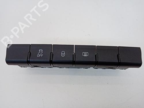 Used Switch Switch SKODA RAPID Spaceback (NH1) 1.2 TSI (86 hp) 22354772 22354772