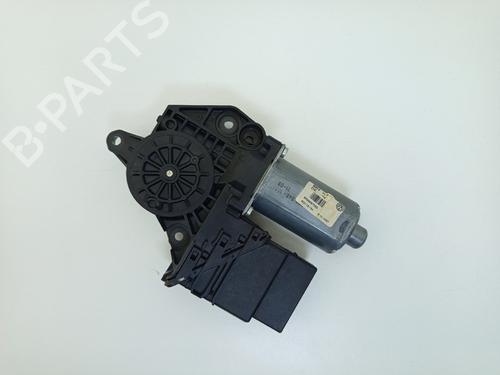 Used Left rear window motor Left rear window motor VW GOLF VI (5K1) 1.6 TDI (105 hp) 22700829 22700829