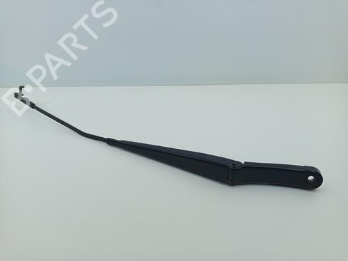 Used Front windshield wiper arm Front windshield wiper arm 22890891 22890891