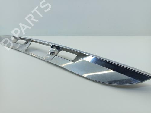 Used Tailgate handle Tailgate handle MERCEDES-BENZ E-CLASS (W211) E 240 4-matic (211.080) (177 hp) 22915515 22915515