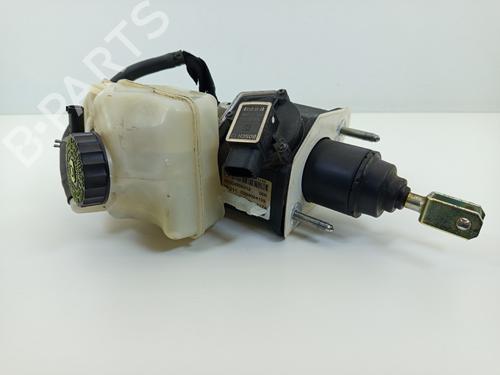 Used Brake master cylinder Brake master cylinder MERCEDES-BENZ E-CLASS (W211) E 240 4-matic (211.080) (177 hp) 23022973 23022973