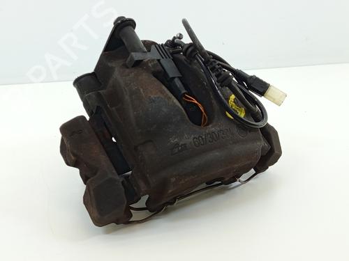 Used Right front brake caliper Right front brake caliper MERCEDES-BENZ E-CLASS (W211) E 240 4-matic (211.080) (177 hp) 23209613 23209613