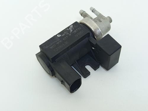 electronic-module-audi-a4-b6-8e2-2000-2001-2002-2003-2004-2005-23440808 main image