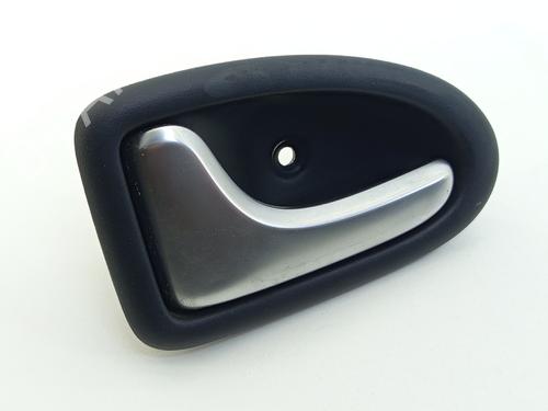 Used Rear left interior door handle Rear left interior door handle RENAULT CLIO II (BB_, CB_) 1.2 16V (BB05, BB0W, BB11, BB27, BB2T, BB2U, BB2V, CB05,... (75 hp) 23498642 23498642