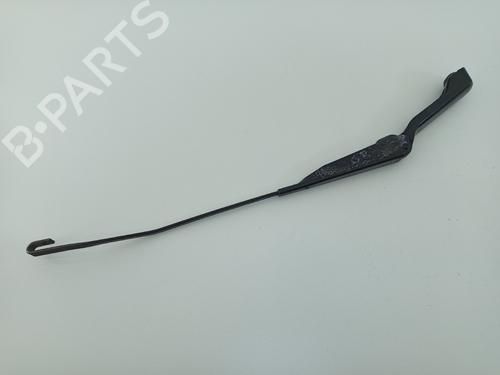 Used Front windshield wiper arm Front windshield wiper arm RENAULT CLIO II (BB_, CB_) 1.2 16V (BB05, BB0W, BB11, BB27, BB2T, BB2U, BB2V, CB05,... (75 hp) 23498637 23498637