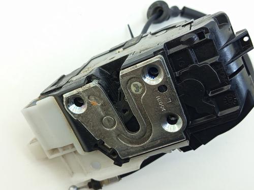 Front left lock KIA CEE'D Hatchback (ED) 1.6 CRDi 115 | BP24125768C98 - Image 4