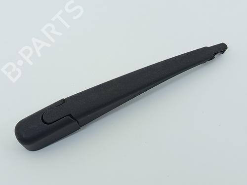 front-windshield-wiper-arm-kia-ceed-hatchback-ed-2006-2007-2008-2009-2010-2011-2012-24173601 main image