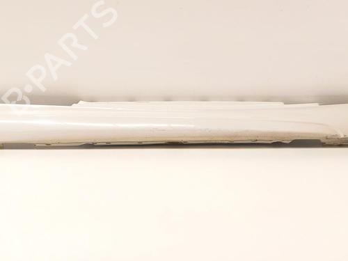 Højre sidekjole Højre sidekjole BMW 1 Coupe (E82) 120 d (177 hp) 25342484 25342484