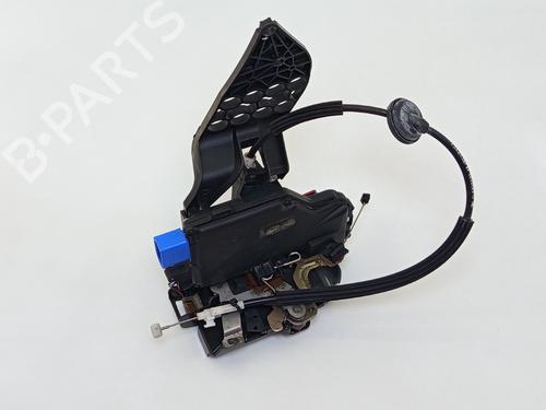 Used Rear left lock Rear left lock PORSCHE CAYENNE (9PA) Turbo 4.5 (450 hp) 26024910 26024910