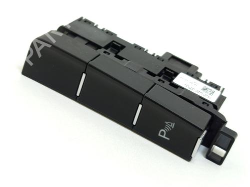 switch-vw-golf-vii-variant-ba5-bv5-2013-2014-2015-2016-2017-2018-2019-2020-2021-2022-26518231 main image