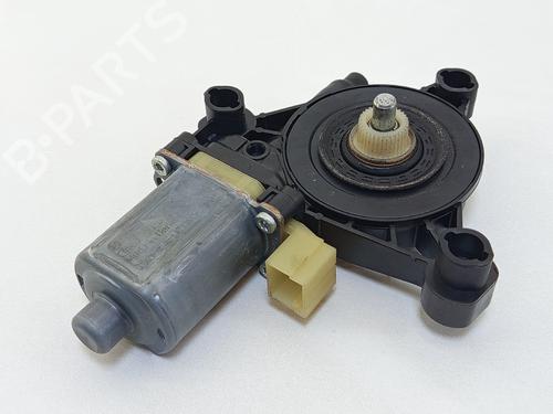 Used Right front window motor Right front window motor VW GOLF VII Variant (BA5, BV5) 1.6 TDI (110 hp) 26518272 26518272