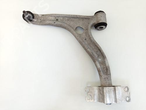 Used Left front suspension arm Left front suspension arm MERCEDES-BENZ A-CLASS (W176) A 180 CDI / d (176.012) (109 hp) 26518221 26518221