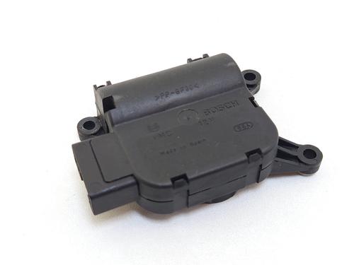 electronic-module-audi-a4-b6-8e2-2000-2001-2002-2003-2004-2005-26685252 main image