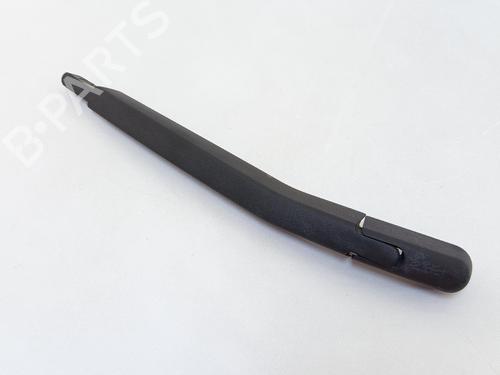 front-windshield-wiper-arm-opel-corsa-d-s07-2006-2007-2008-2009-2010-2011-2012-2013-2014-2015-26974661 main image