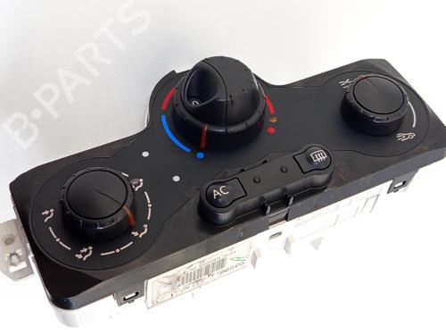 Climate control RENAULT CLIO III Hatchback Van (SB_, SR_) 1.5 dCi | BP27554550I5 - Image 4