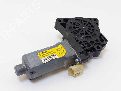 Used Right front window motor Right front window motor HYUNDAI i30 Estate (FD) 1.6 CRDi (116 hp) 27661135 27661135