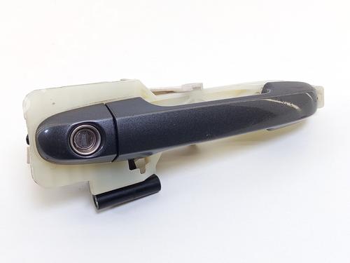 front-left-exterior-door-handle-hyundai-i30-estate-fd-2007-2008-2009-2010-2011-2012-27683824 main image