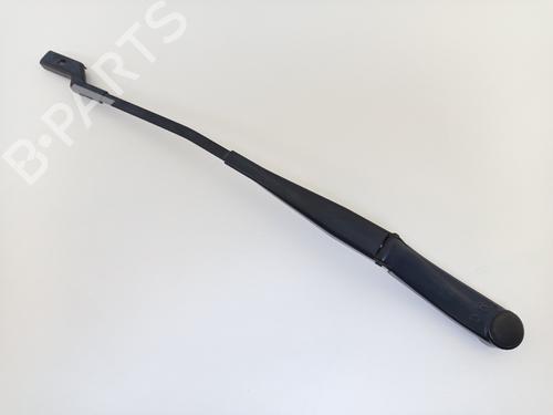 front-windshield-wiper-arm-hyundai-i30-estate-fd-2007-2008-2009-2010-2011-2012-27683826 main image