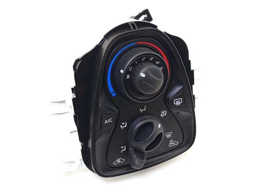 climate-control-toyota-aygo-_b4_-2014-27701342 main image
