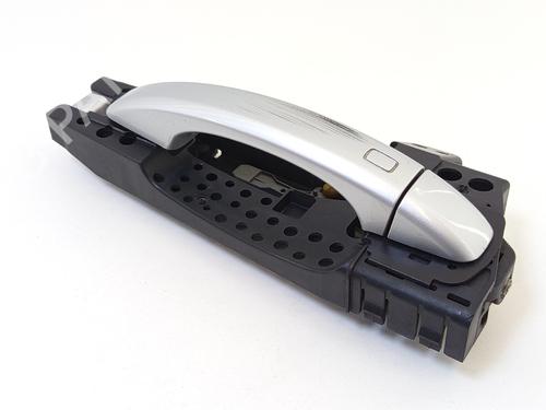 front-right-exterior-door-handle-audi-a4-b8-8k2-2007-2008-2009-2010-2011-2012-2013-2014-2015-2016-2017-28124580 main image