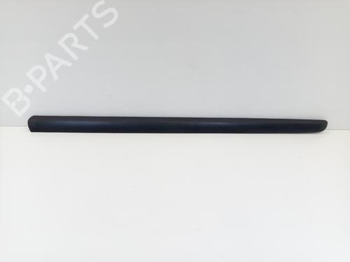 Used Door moulding trim Door moulding trim 28976337 28976337
