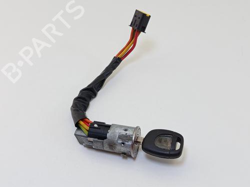 ignition-barrel-renault-clio-ii-hatchback-van-sb012_-1998-29425009 main image
