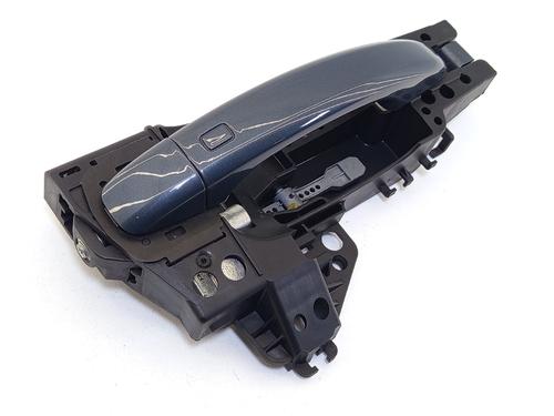 front-left-exterior-door-handle-audi-a5-sportback-8ta-2007-2008-2009-2010-2011-2012-2013-2014-2015-2016-2017-30112102 main image