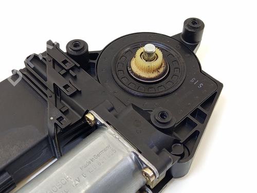 Left front window motor SKODA SUPERB I (3U4) 1.9 TDI | BP30713404E21 - Image 6
