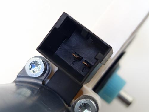 Left front window motor VW PASSAT B8 (3G2, CB2) 1.6 TDI | BP31344419E21 - Image 4