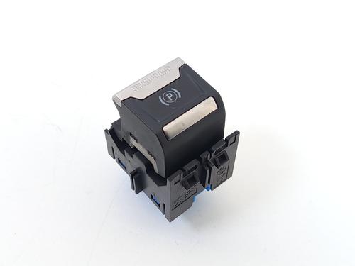 Used Hand brake Hand brake PEUGEOT 3008 II SUV (MC_, MR_, MJ_, M4_) 1.6 BlueHDi 120 (120 hp) 32340970 32340970