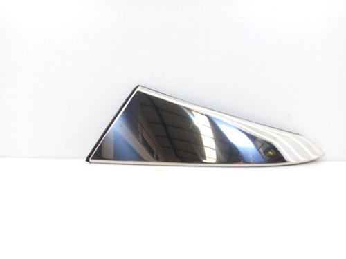 Used Door moulding trim Door moulding trim PEUGEOT 3008 II SUV (MC_, MR_, MJ_, M4_) 1.6 BlueHDi 120 (120 hp) 32340981 32340981