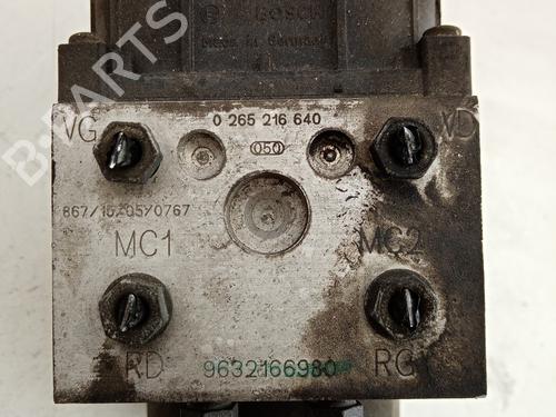 abs-pump-peugeot-406-break-8ef-19-td-0265216640-1996-1997-1998-1999-2000-2001-2002-2003-2004-21029330 main image