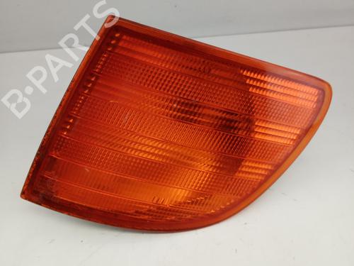 Used Left front indicator Left front indicator MERCEDES-BENZ VITO Bus (W638) 110 TD 2.3 (638.174) (98 hp) 21032425 21032425