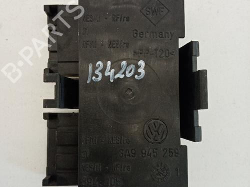 Lampeholder Lampeholder VW PASSAT B3/B4 Variant (3A5, 35I) 1.9 TDI (90 hp) 21036178 21036178