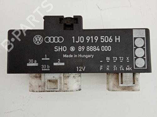 Used Electronic module Electronic module AUDI A3 (8L1) 1.9 TDI (90 hp) 21030758 21030758