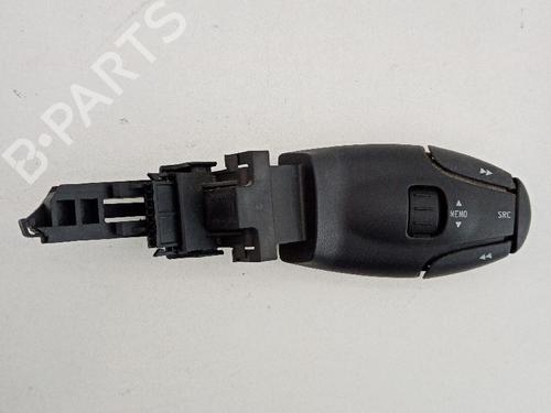 Used Steering wheel controls Steering wheel controls PEUGEOT PARTNER Box Body/MPV (5_, G_) 1.9 D (69 hp) 21035176 21035176