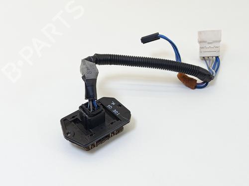 heater-resistor-toyota-yaris-_p1_-1999-2000-2001-2002-2003-2004-2005-31139308 main image