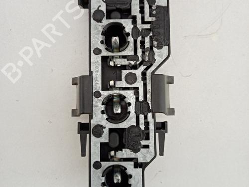 Used Lamp holder Lamp holder VW POLO (6N2) 1.4 TDI (75 hp) 21033544 21033544