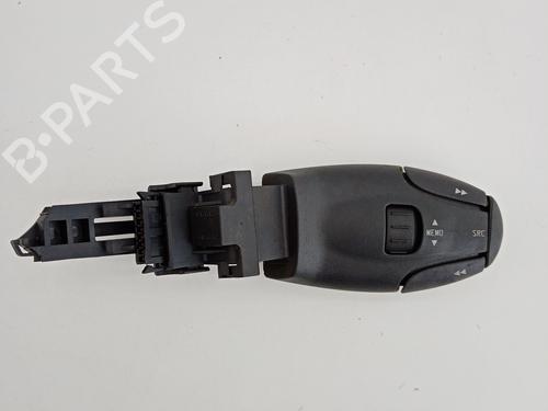 Used Steering wheel controls Steering wheel controls PEUGEOT 307 (3A/C) 1.4 HDi (68 hp) 21030828 21030828