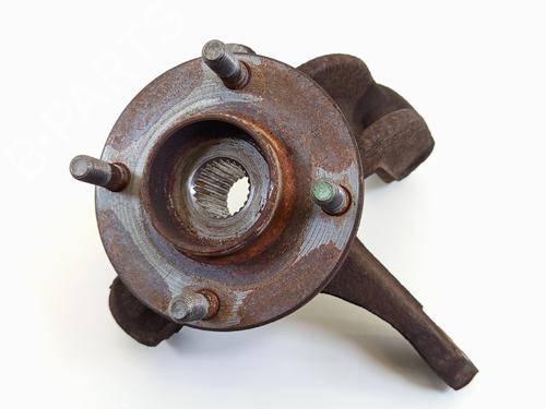 Used Left front steering knuckle Left front steering knuckle FORD FIESTA V (JH_, JD_) 1.25 16V (75 hp) 27566833 27566833