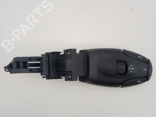 Used Steering wheel controls Steering wheel controls PEUGEOT 307 SW (3H) 1.6 HDI 110 (109 hp) 21036033 21036033