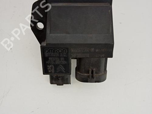 Used Heater resistor Heater resistor PEUGEOT 207 (WA_, WC_) 1.4 16V (88 hp) 21032218 21032218