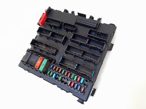 fuse-box-saab-9-3-ys3f-e79-d79-d75-2002-2003-2004-2005-2006-2007-2008-2009-2010-2011-2012-2013-2014-2015-30435882 main image