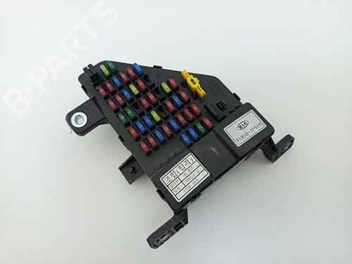 Used Fuse box Fuse box KIA SPORTAGE II (JE_, KM_) 2.0 16V 4WD (141 hp) 23500835 23500835