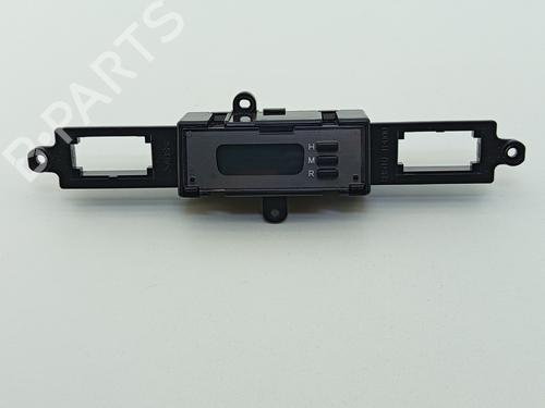 Used Display monitor Display monitor KIA SPORTAGE II (JE_, KM_) 2.0 16V 4WD (141 hp) 23498655 23498655