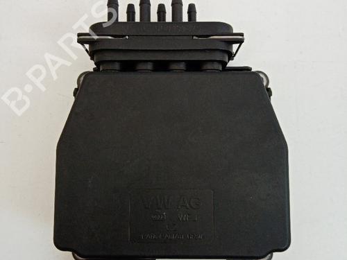 Used Electronic module Electronic module VW PASSAT B6 (3C2) 2.0 TDI (140 hp) 21036291 21036291