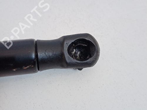 Gasfjeder motorhjelm VW PASSAT B6 (3C2) 2.0 TDI | BP21145200C139 - Image 3